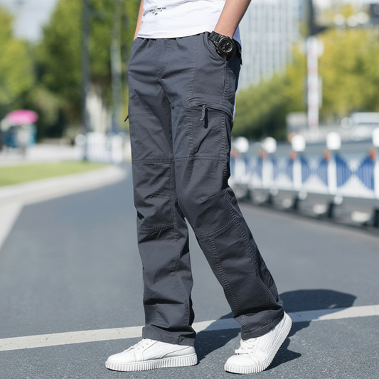 Męskie spodnie cargo z kieszeniami po bokach Modaboutique