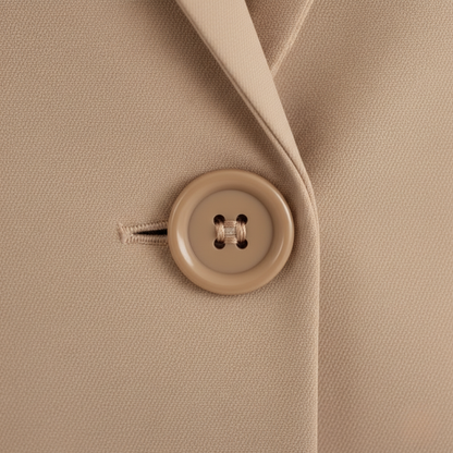 Damski casualowy zestaw z marynarką i spodniami z szeroką nogawką z kontrastowym paskiem ModaBoutique