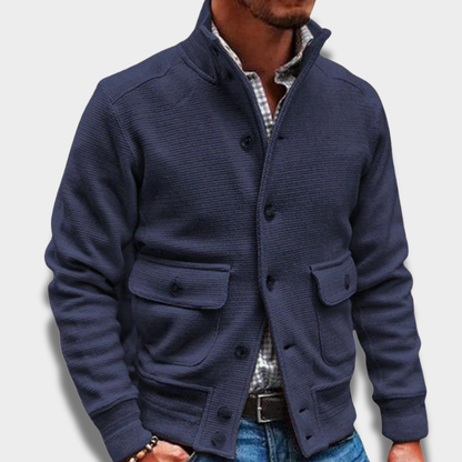 Męska casualowa kurtka zapinana na guziki o uporządkowanym fasonie