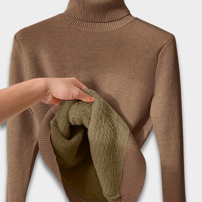 Damski sweter z golfem z podszewką do noszenia w chłodne dni